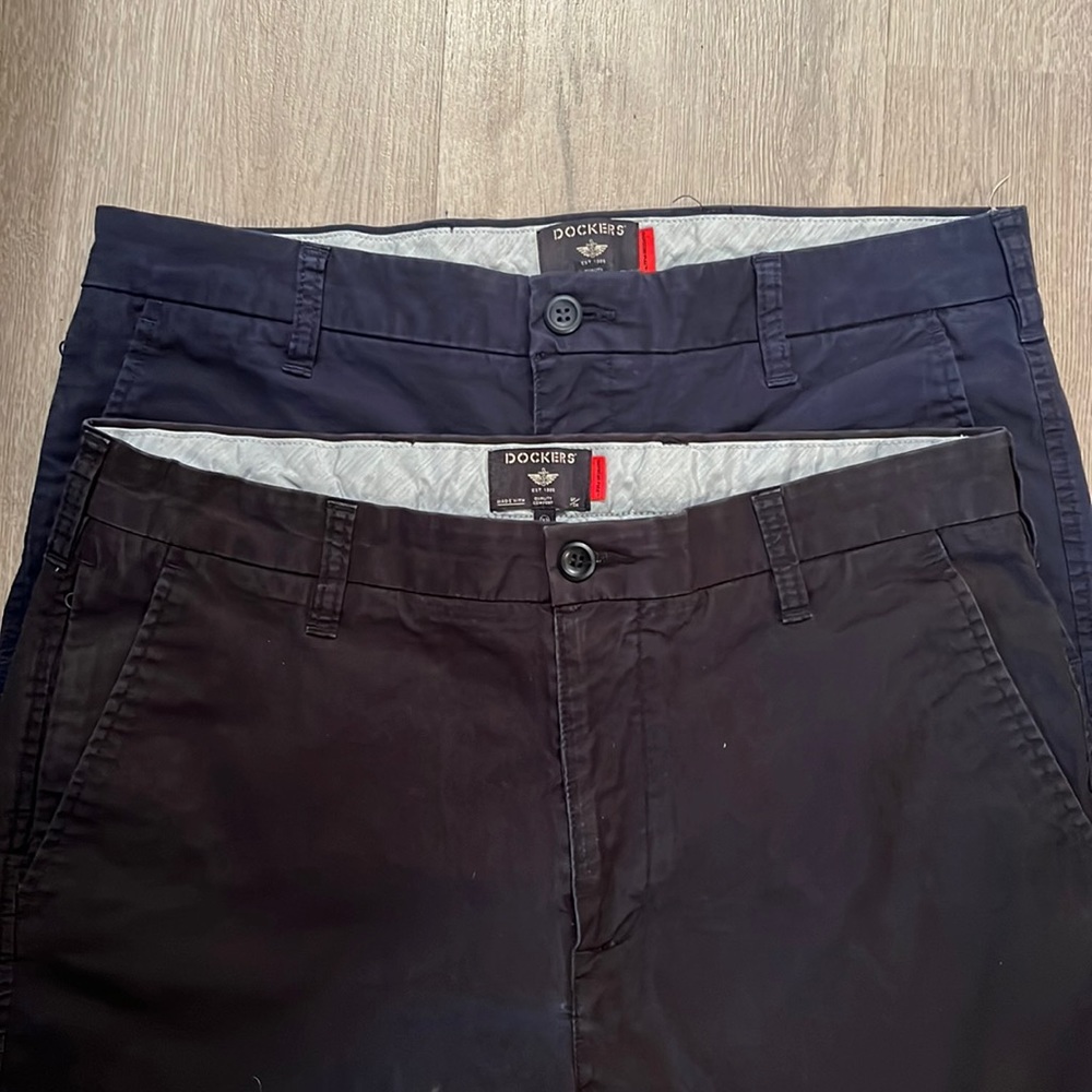 Dockers Men’s Shorts 9” 2 PAIRS black and navy